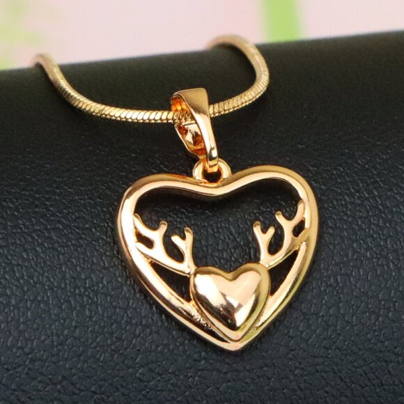 "Heart Shaped Rose Gold Pendant with Antler Design Accent, XPPT1267 - Picture 1 of 13